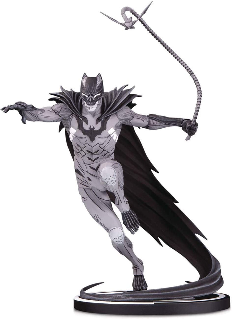 DC Collectibles Batman Black & White: Batman by Kenneth Rocafort Statue, Multicolor - figurineforall.com