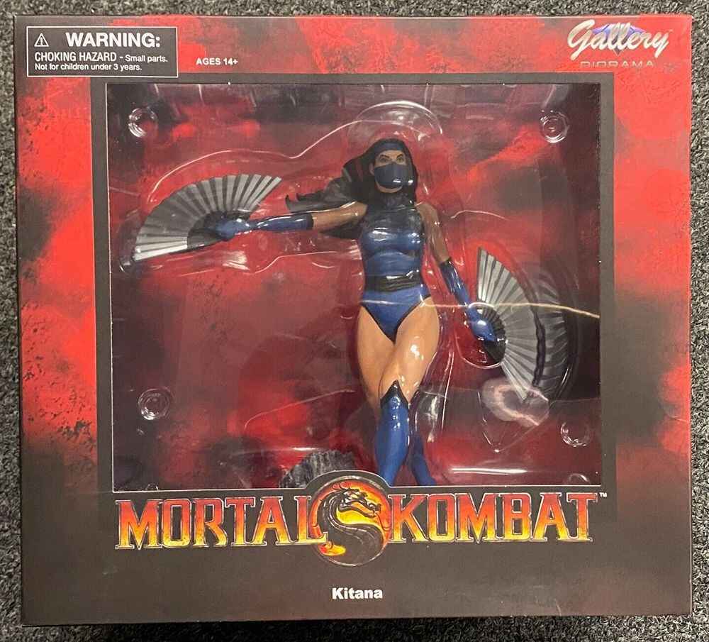 Mortal Kombat Gallery Kitana 11 Inch PVC Diorama Figure Statue