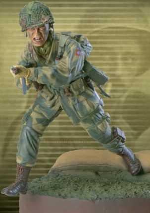Dusty Trail WWII Paratrooper Corporal Smith Toys - figurineforall.com