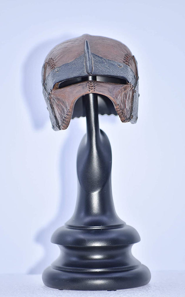 Sideshow Lord of the Rings - Uruk-hai Scout 1:4 Scale Helm - figurineforall.com