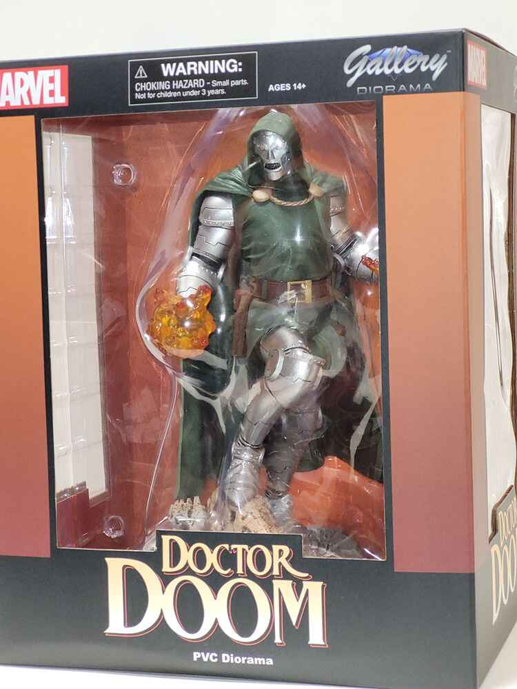 Marvel Gallery Marvel Dr. Doom 10 Inch PVC Figure Statue