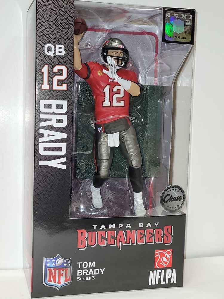 NFL Football Wave 3 Tom Brady Tampa Bay Buccaneers CHASE 7 Inch Action Figure - figurineforall.ca