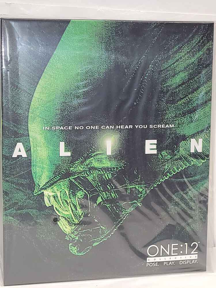 One:12 Collective - Alien (1979) Deluxe 9 inch 1/12 Scale Action Figure - figurineforall.ca